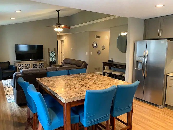 Furnished Finder property 1004497_1 photo 4