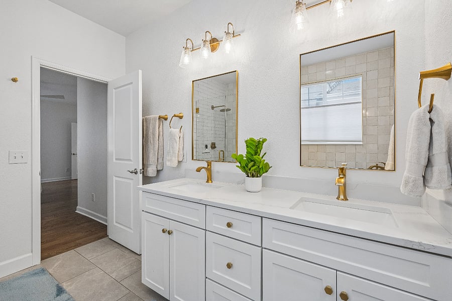 Main floor primary bathroom