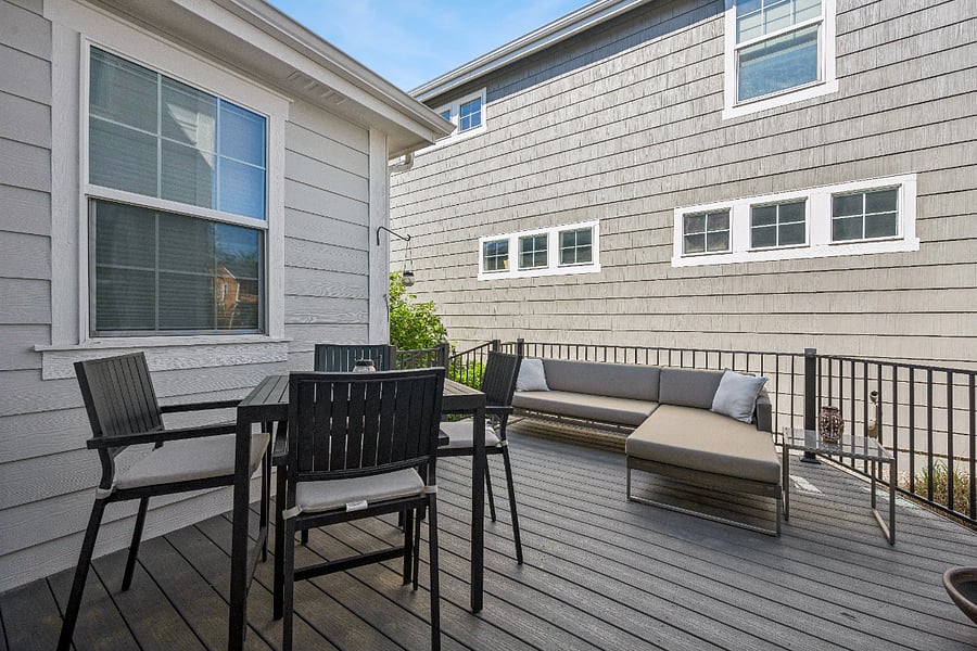 Side deck