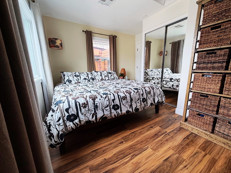 Master bedroom (King)