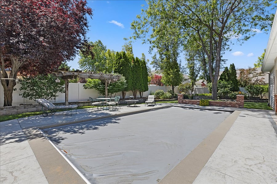 Pool access not included in lease.