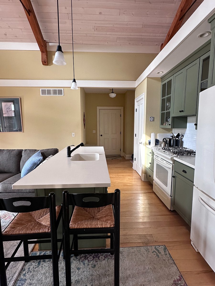Furnished Finder property 1004537_1 photo 17