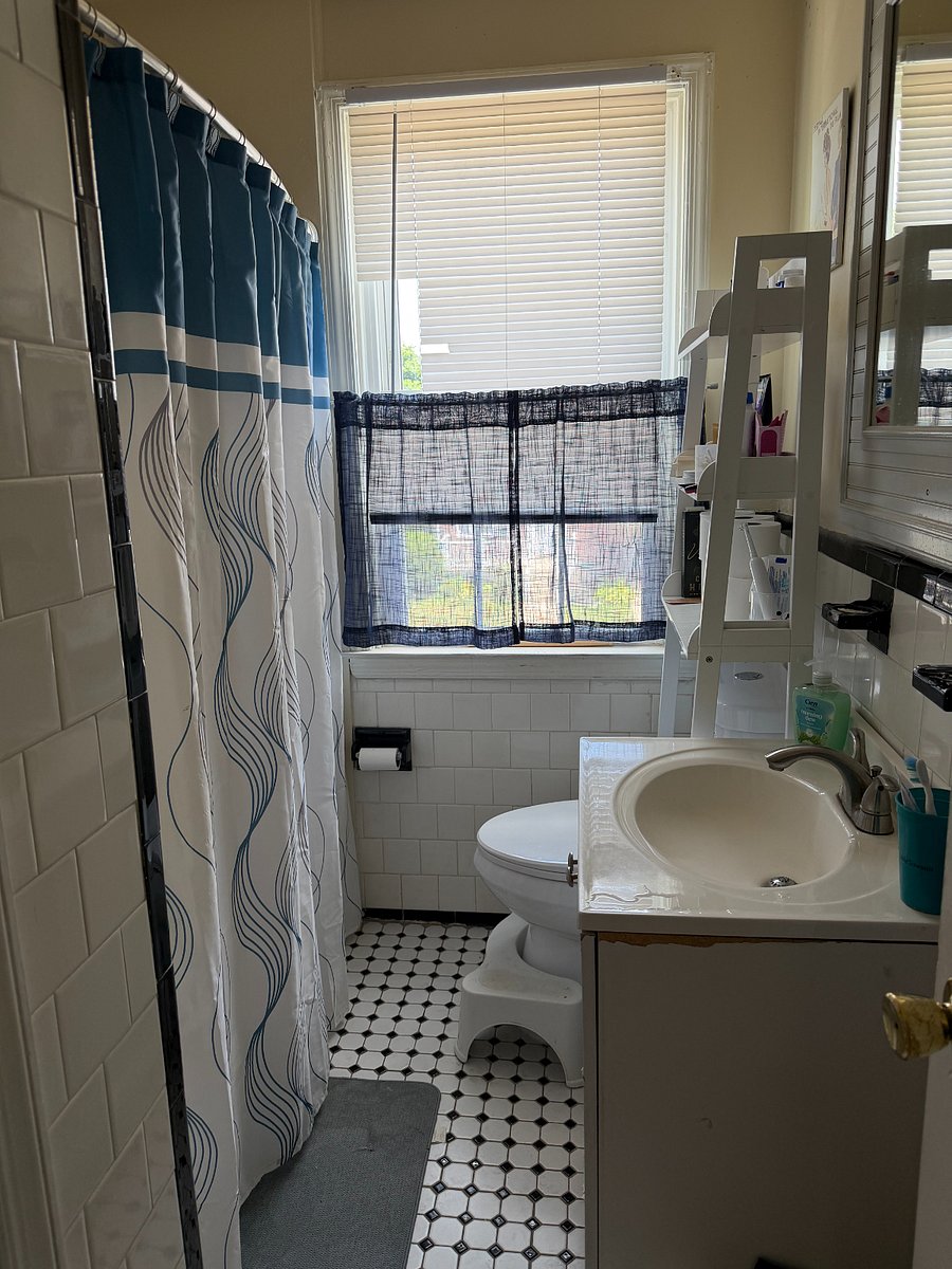 Full Bath