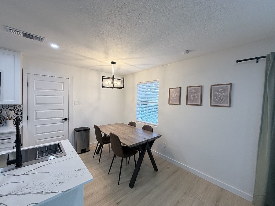 Furnished Finder property 1004551_1 photo 3