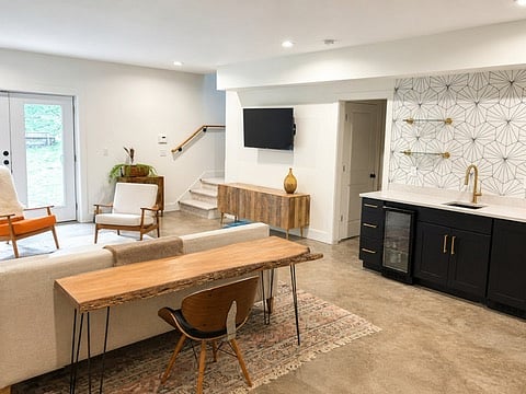 ground floor family / living room / wet bar