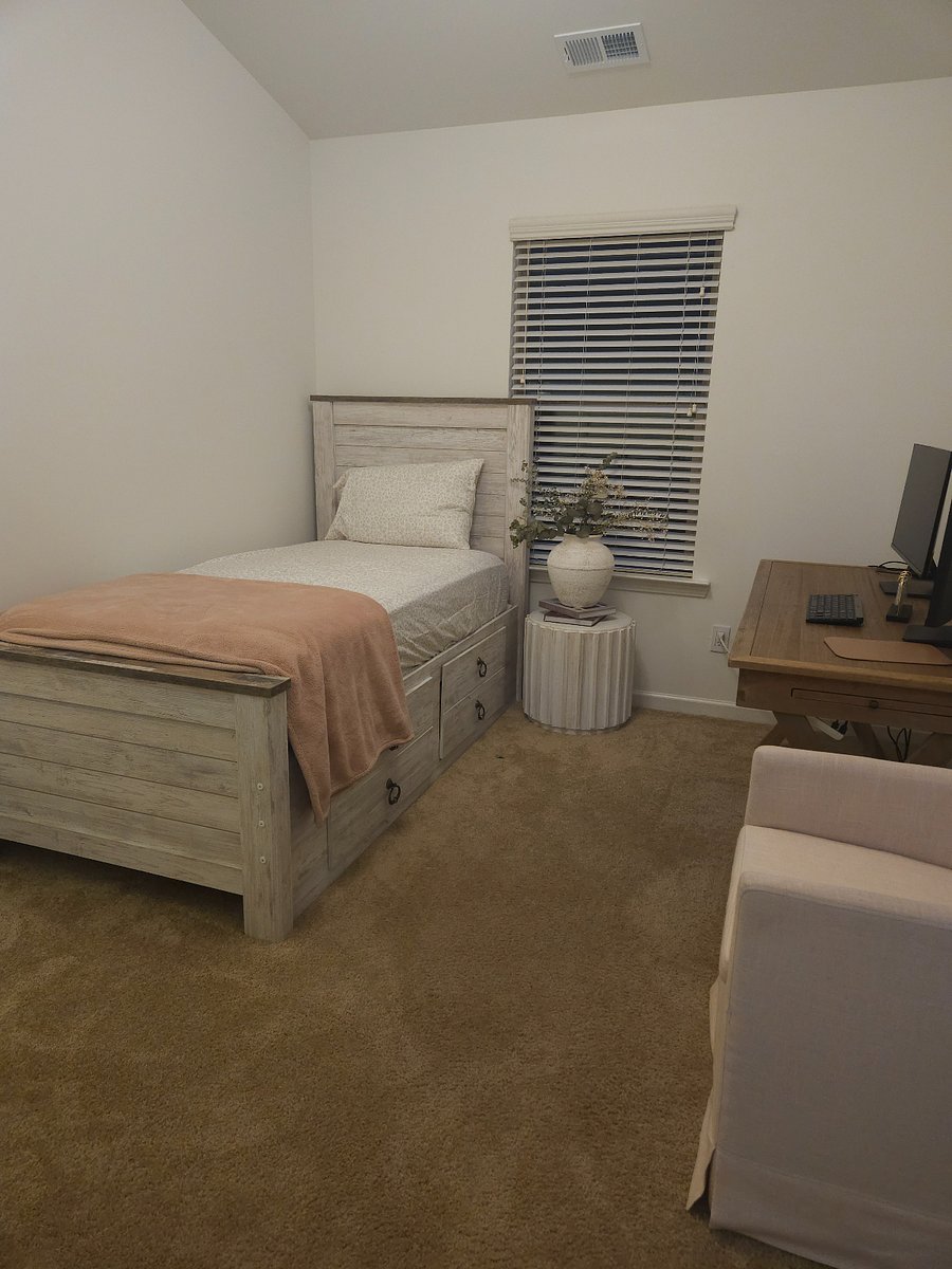 Furnished Finder property 1004594_1 photo 22