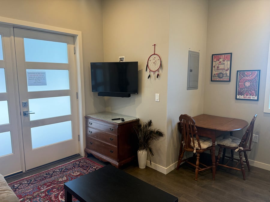 Furnished Finder property 1004595_1 photo 2
