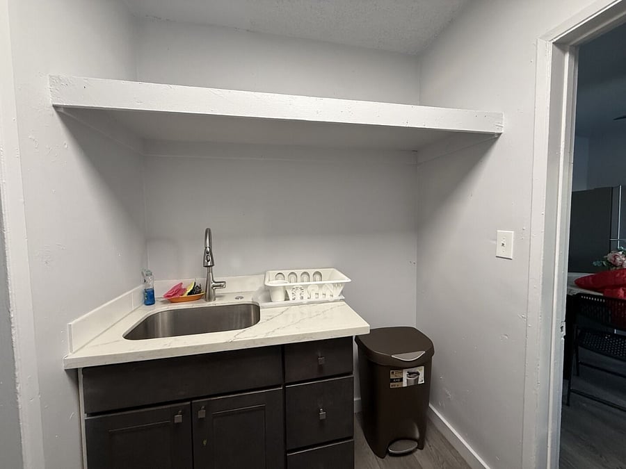 Furnished Finder property 1004597_1 photo 4