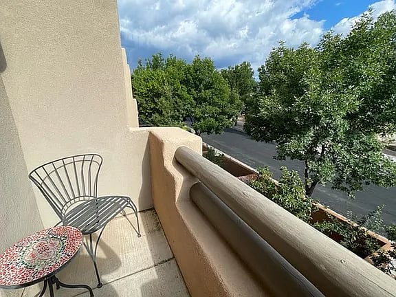 Furnished Finder property 1004602_1 photo 9