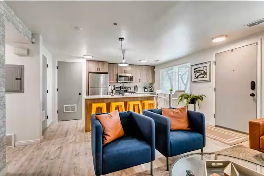 Furnished Finder property 1004607_1 photo 3