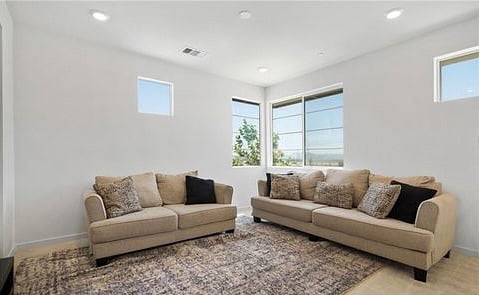 Furnished Finder property 1004627_1 photo 9