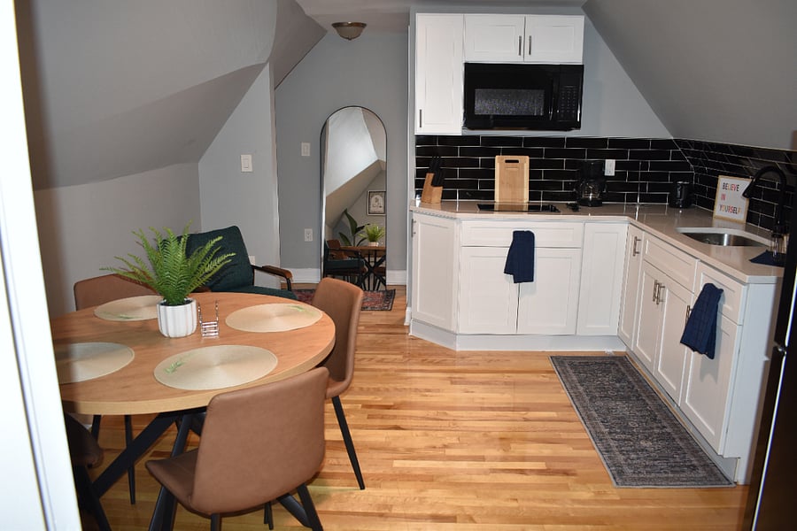 Furnished Finder property 1004630_1 photo 3