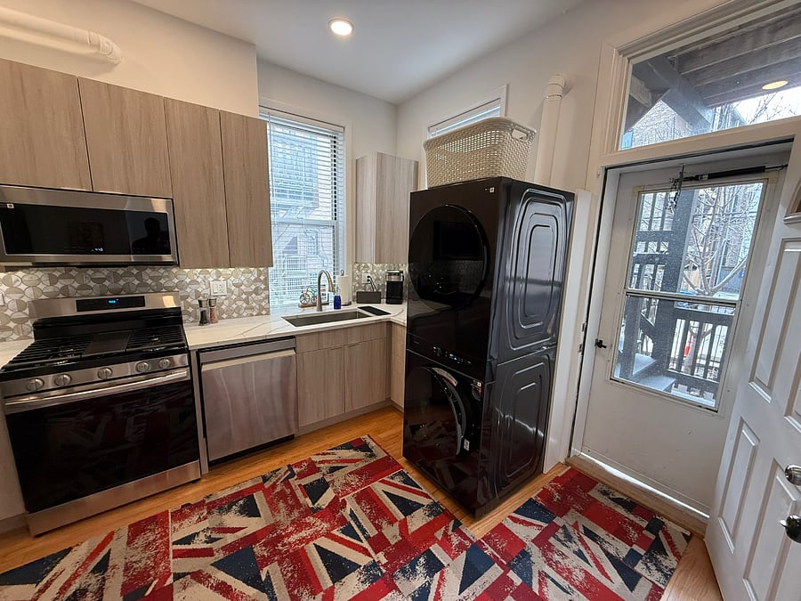 Furnished Finder property 1004637_1 photo 3