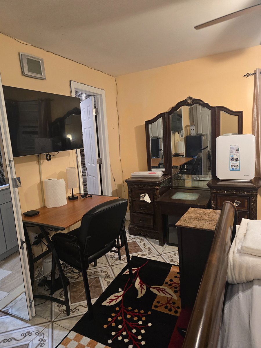 Furnished Finder property 1004649_1 photo 13