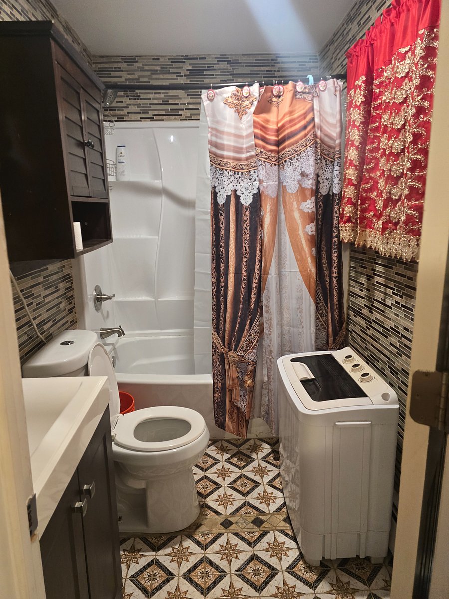 Furnished Finder property 1004649_1 photo 17