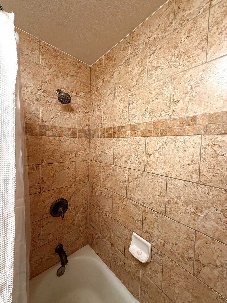 Furnished Finder property 1004656_1 photo 14
