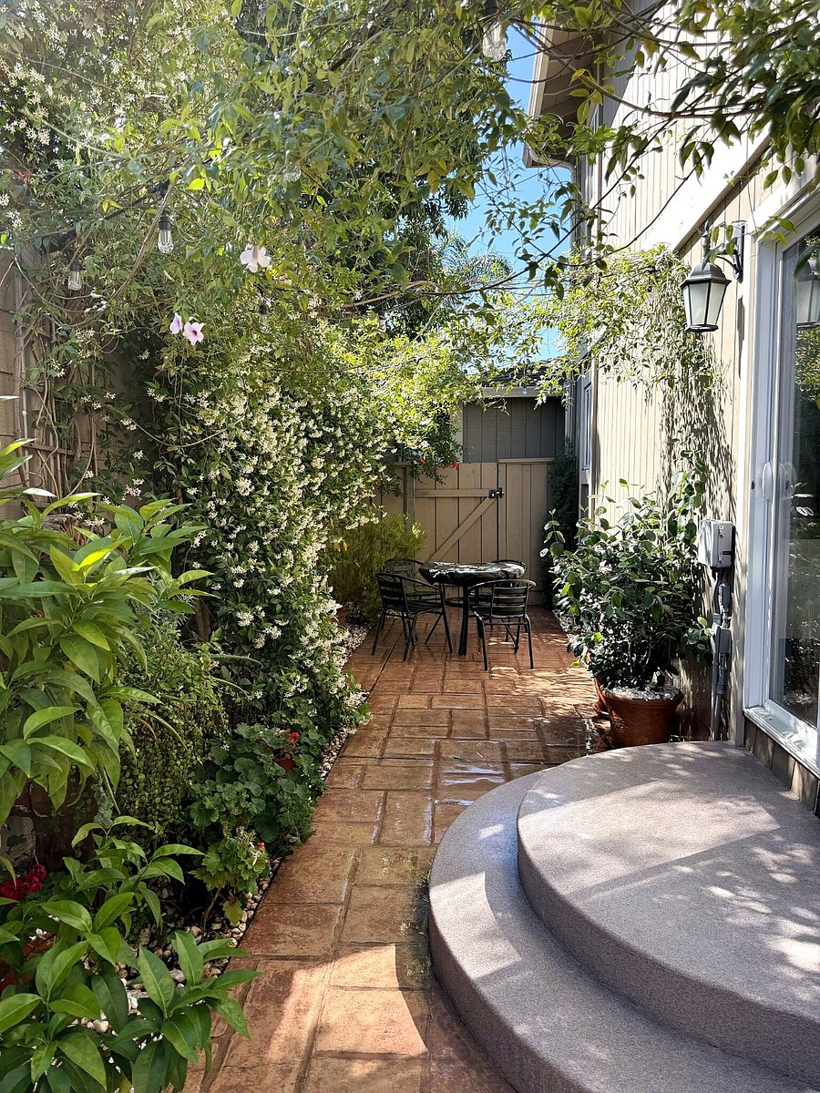 Furnished Finder property 1004656_1 photo 17
