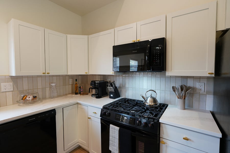 Furnished Finder property 1004658_1 photo 11