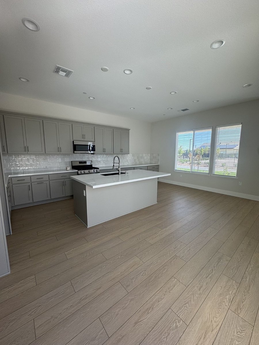 Furnished Finder property 1004672_1 photo 22