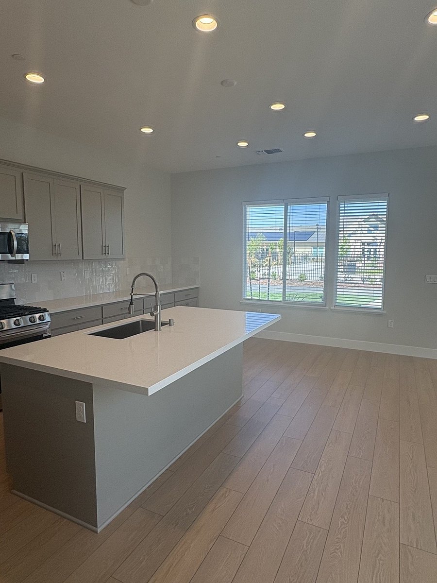 Furnished Finder property 1004672_1 photo 27