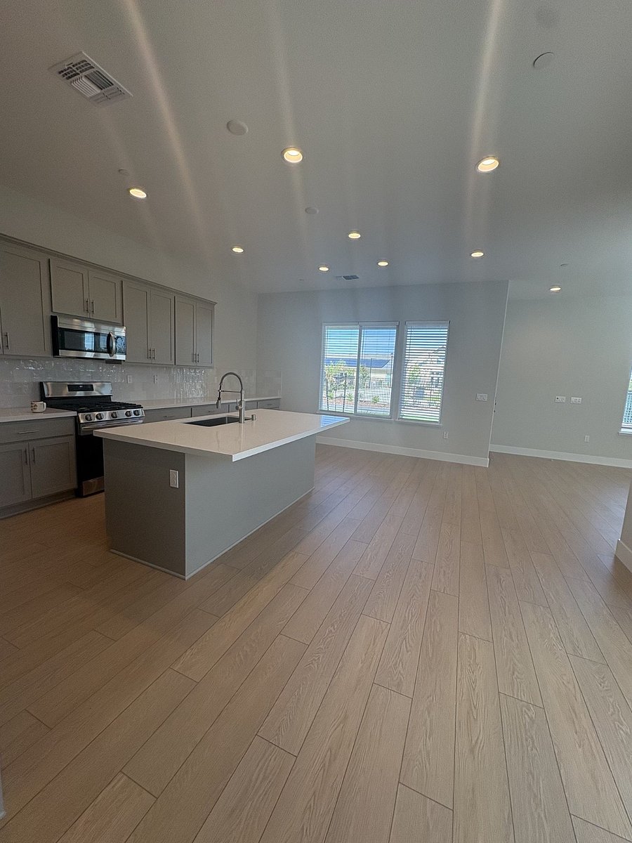Furnished Finder property 1004672_1 photo 30