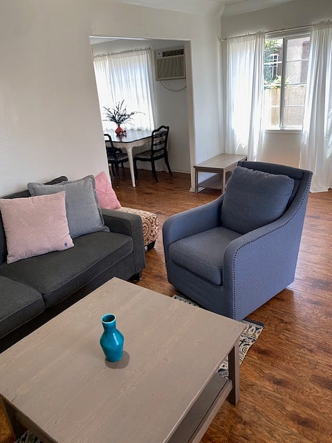 Furnished Finder property 1004673_1 photo 4