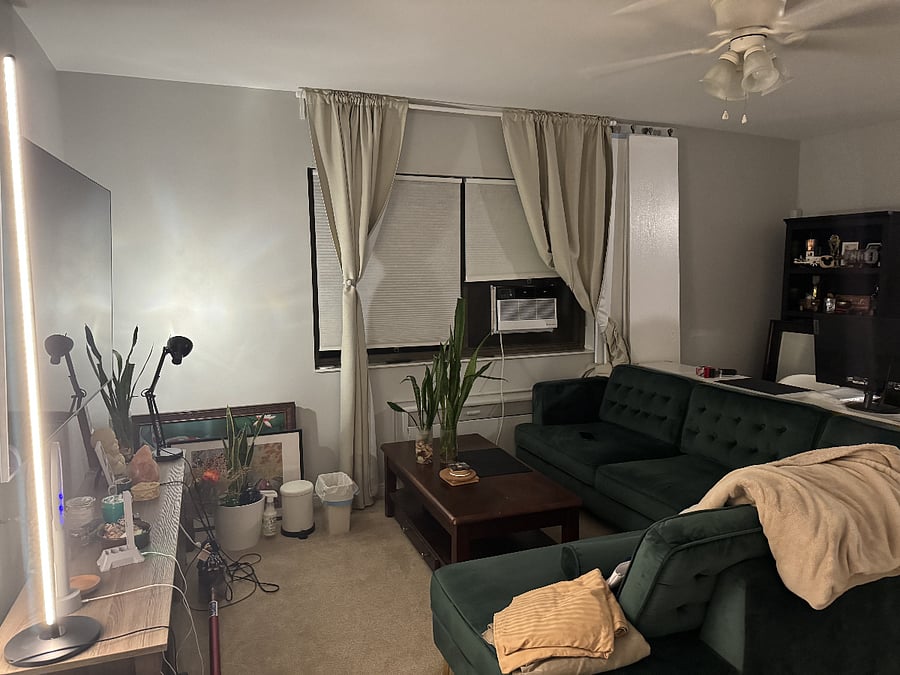 Smart TV, AC, Ceiling Fan, AC