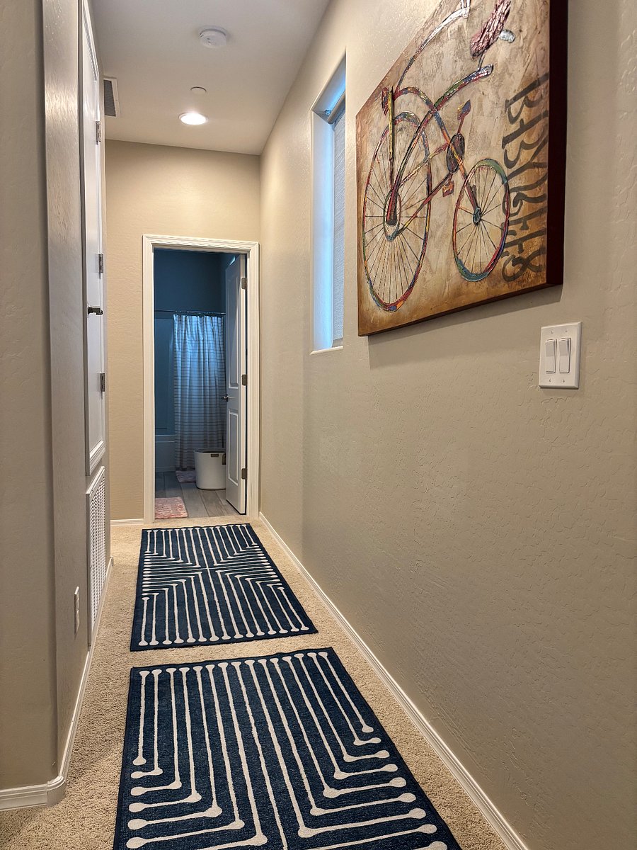 Hallway to your side of the 3rd floor