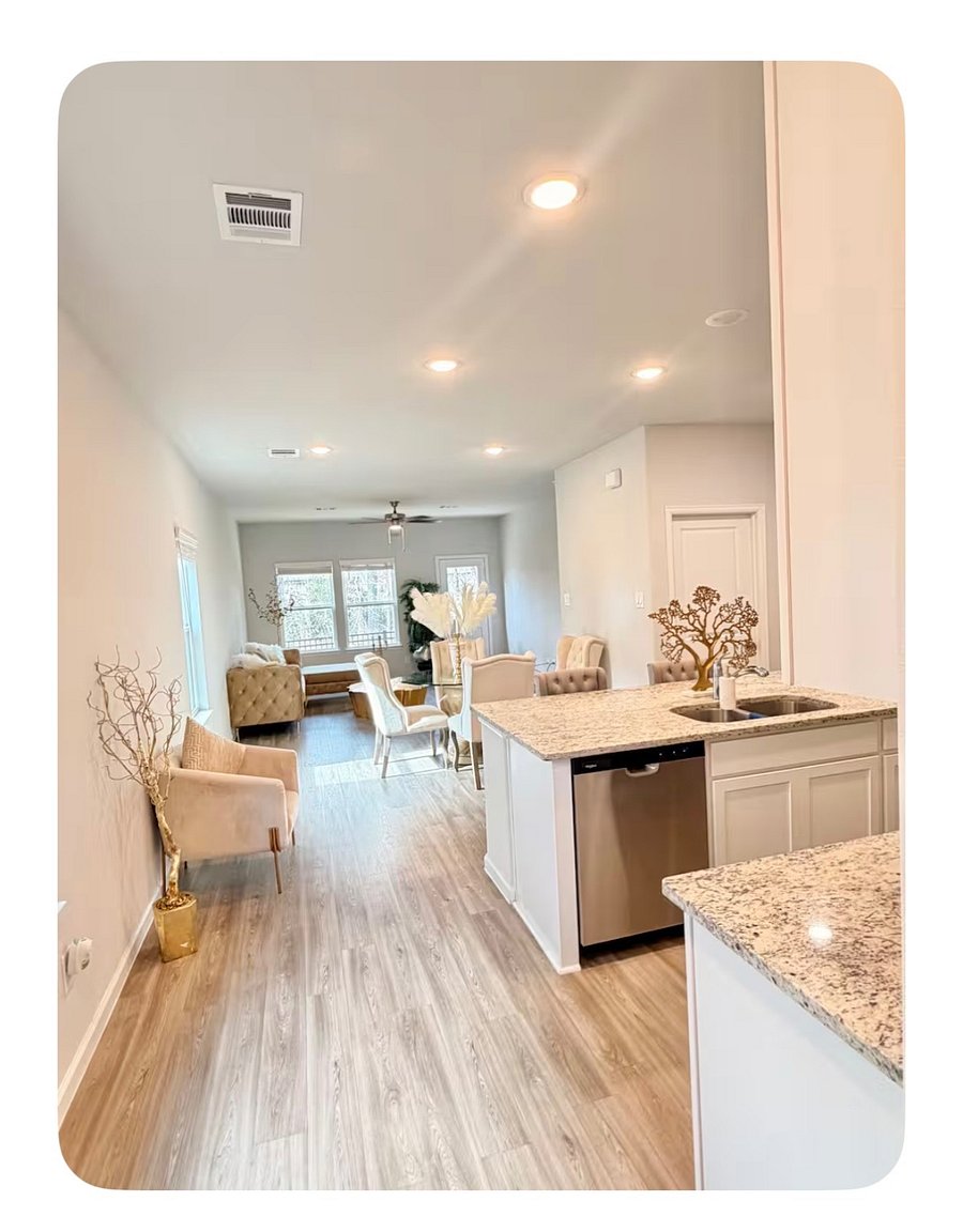 Furnished Finder property 1004695_1 photo 13