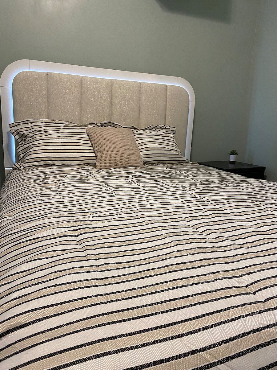 Furnished Finder property 1004701_1 photo 9