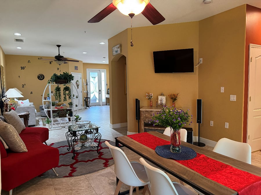 Furnished Finder property 1004723_1 photo 4