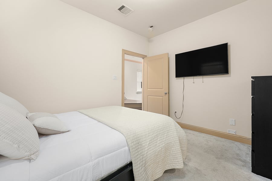 Furnished Finder property 1004730_1 photo 13