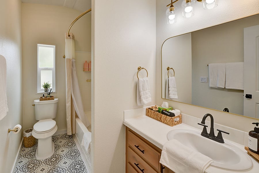 Furnished Finder property 1004733_1 photo 16
