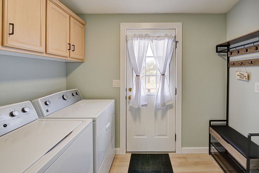 Furnished Finder property 1004733_1 photo 20