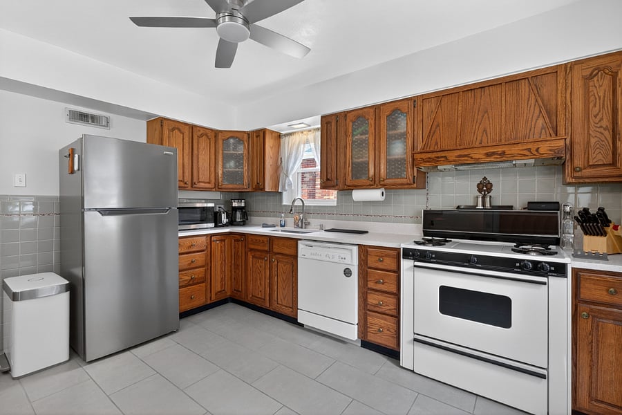Furnished Finder property 1004760_1 photo 10