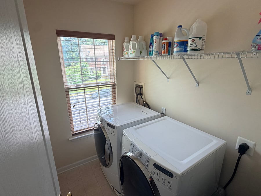 Furnished Finder property 1004798_1 photo 11