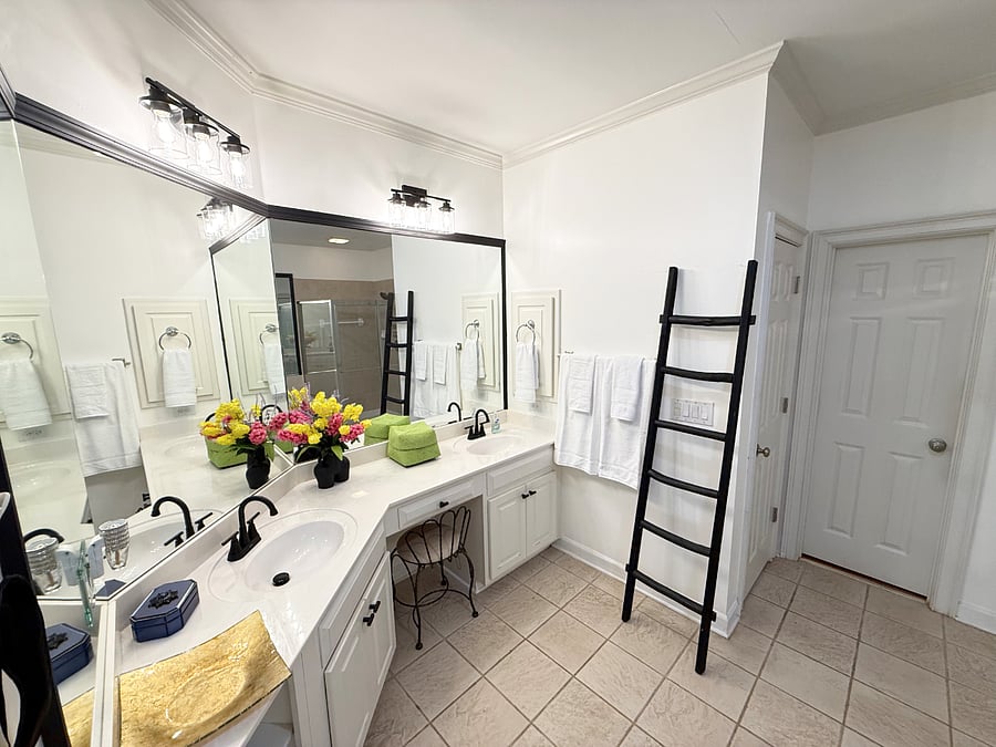Furnished Finder property 1004807_1 photo 17