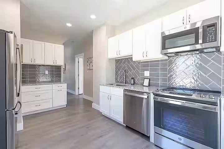 Furnished Finder property 1004819_4 photo 12