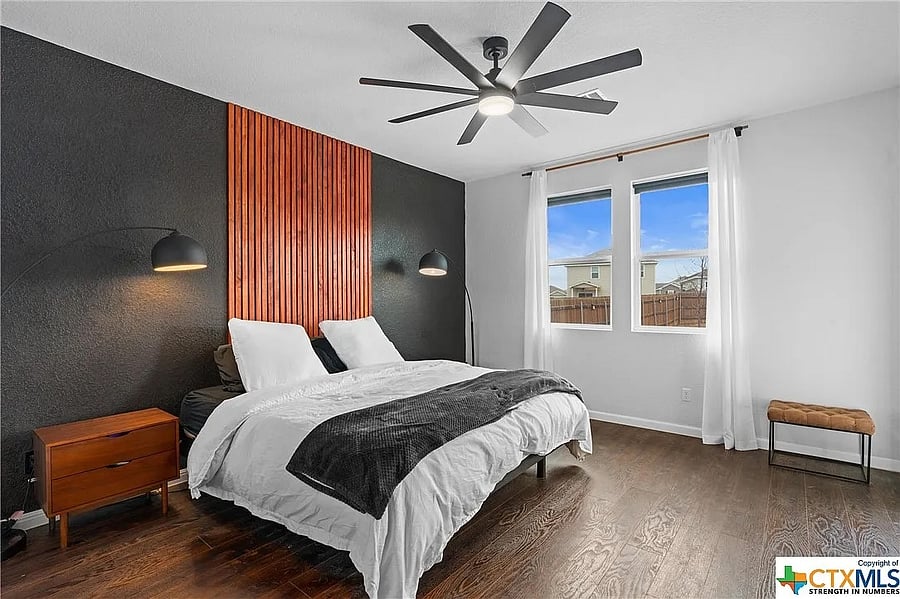 Main bedroom. ft. King sized bed.