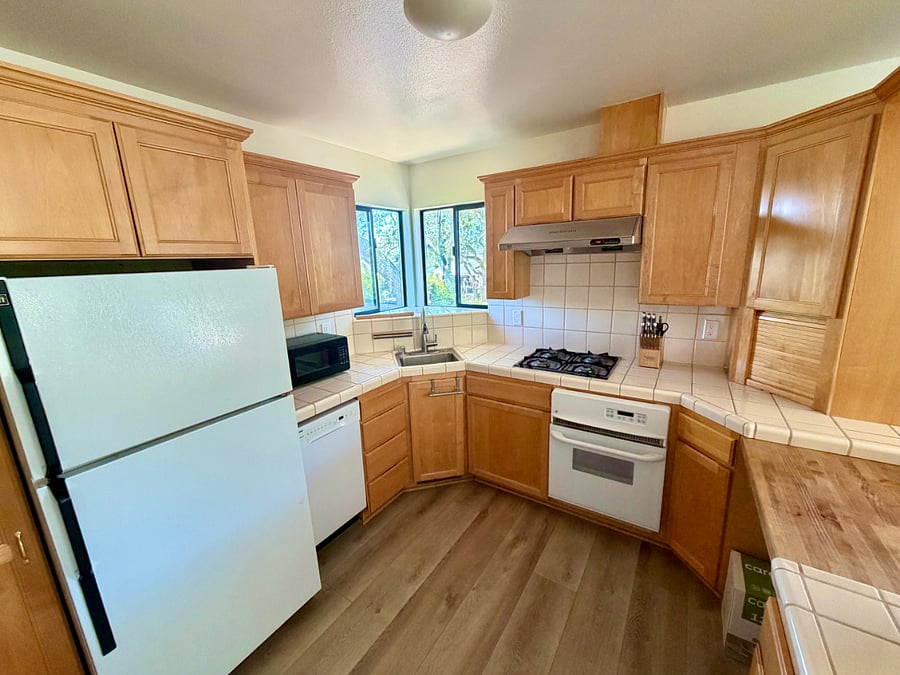 Furnished Finder property 1004865_1 photo 3