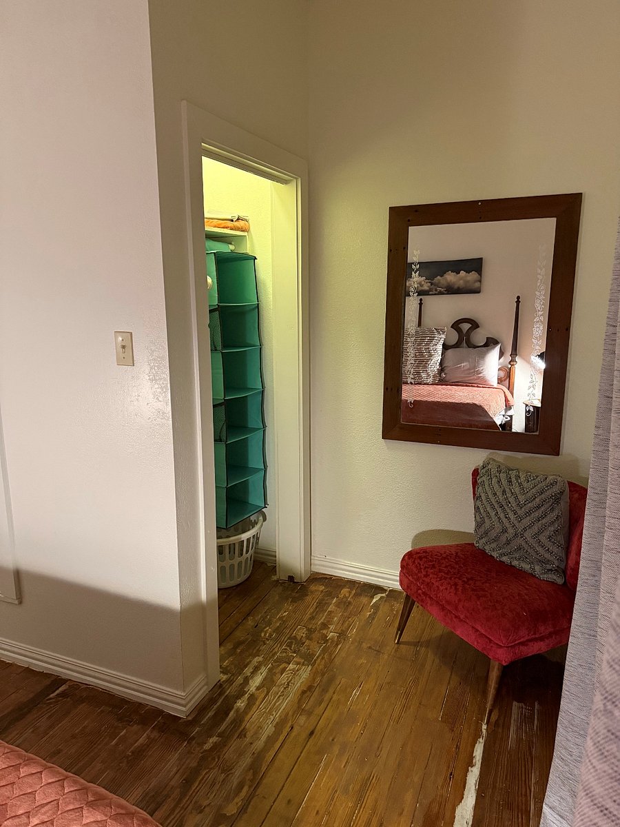 Furnished Finder property 1004867_1 photo 11