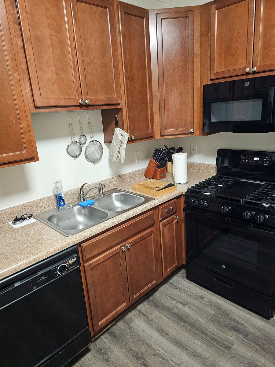 Furnished Finder property 1004876_1 photo 30