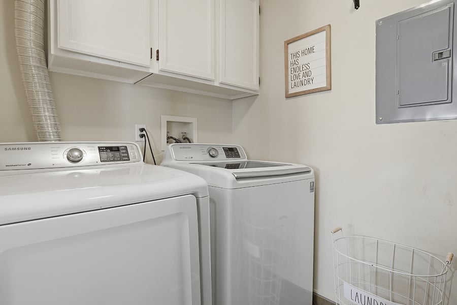 In unit washer and dryer.
