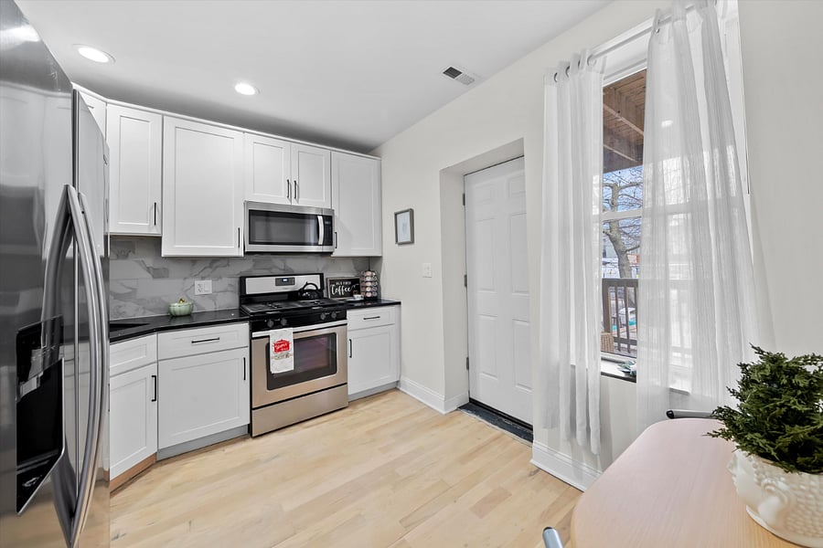 Furnished Finder property 1004881_1 photo 3