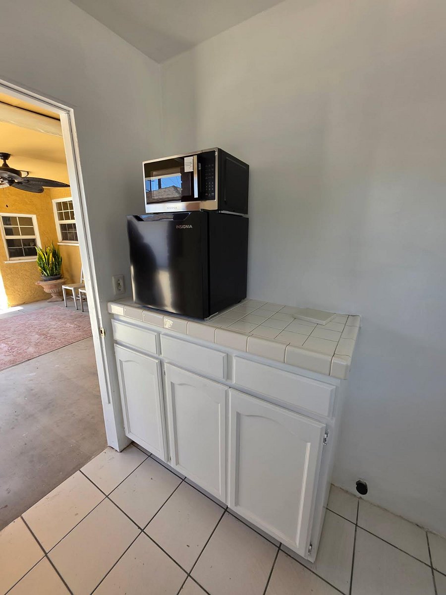 Furnished Finder property 1004918_1 photo 12