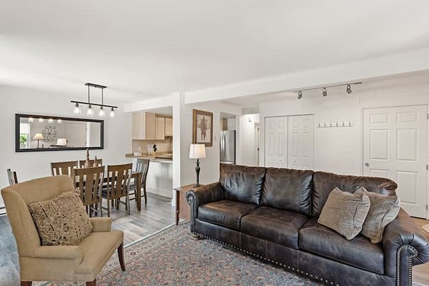 Furnished Finder property 1004924_1 photo 3