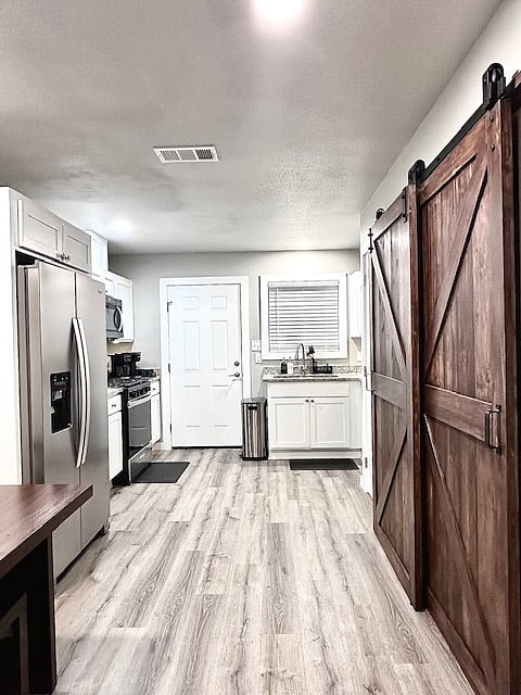 Furnished Finder property 1004947_3 photo 6