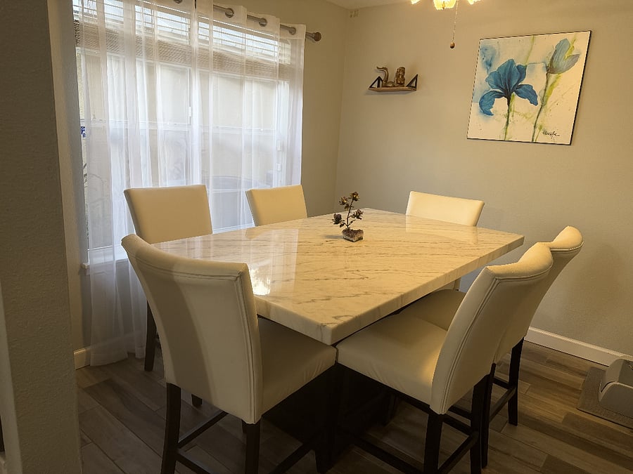 Shared dining room
