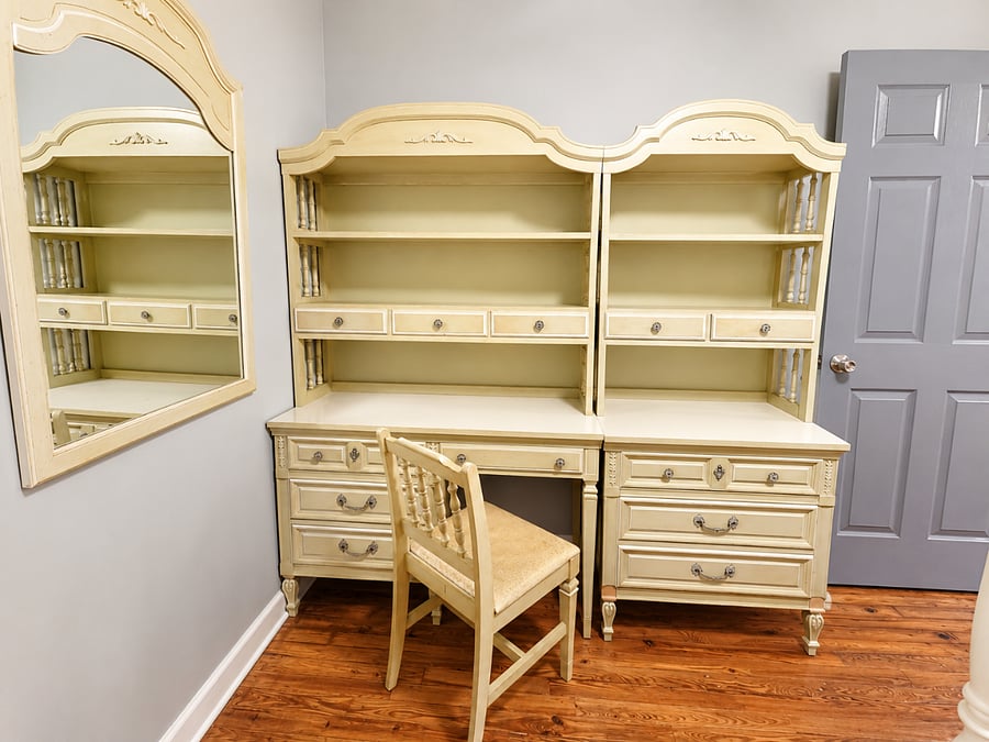 Bedroom 3. Twin Bed. Desk and chair. Full Closet. Room Darkening Curtains. 