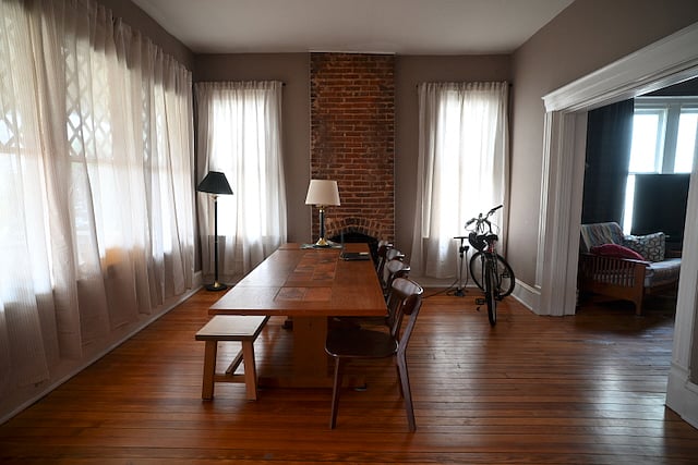 Dining/Front room. 